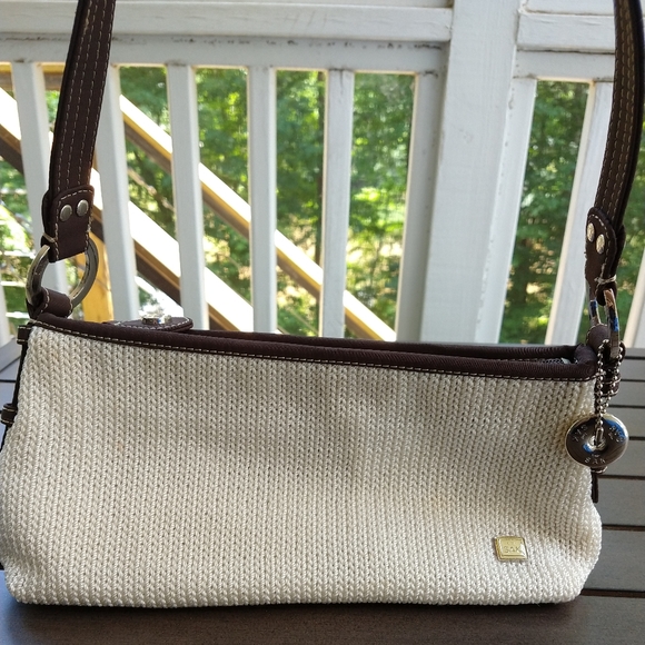 The Sak Handbag - Picture 3 of 9